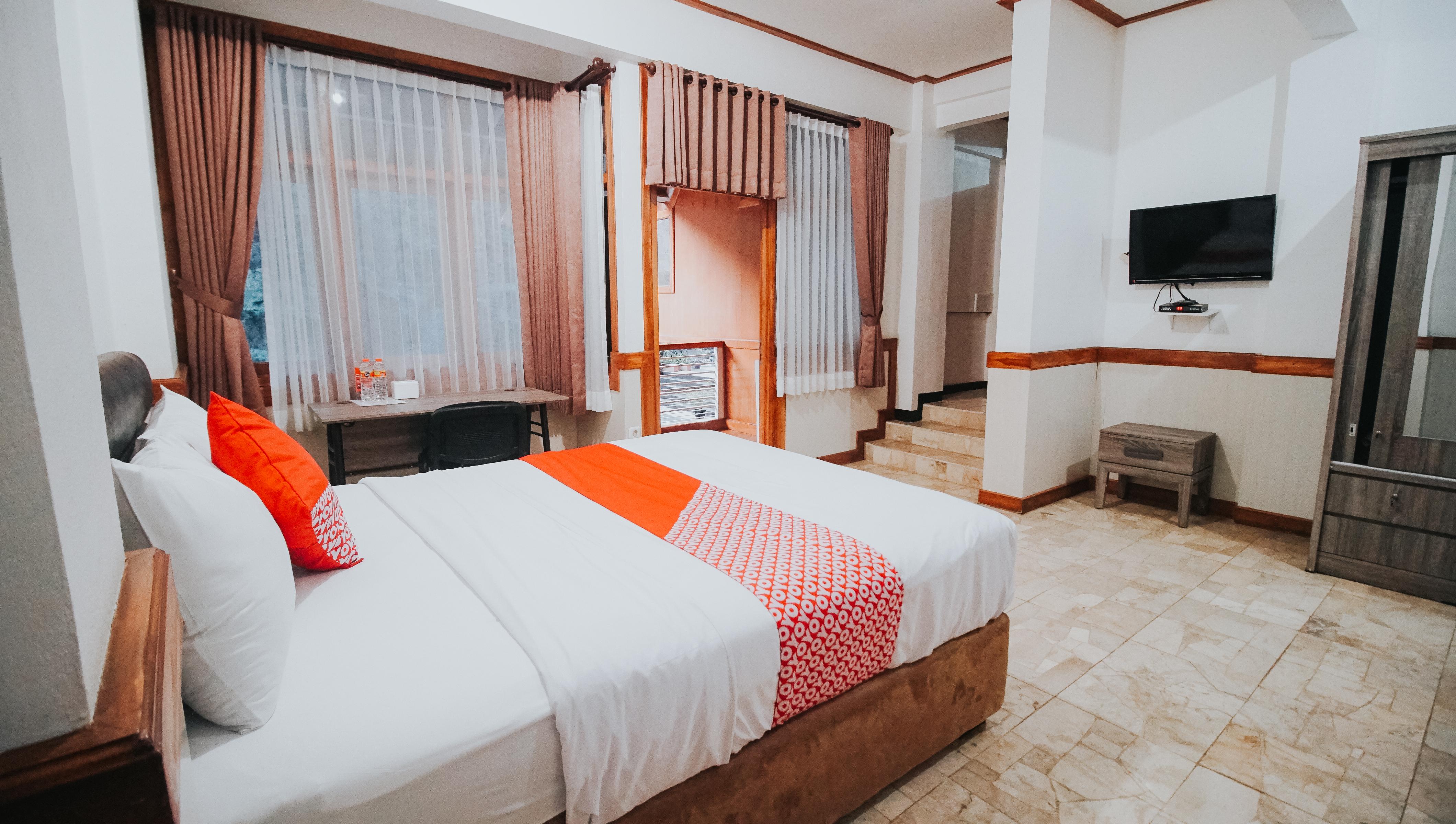 Oyo 1209 Tirtasari Nice Guesthouse Bandung Bagian luar foto