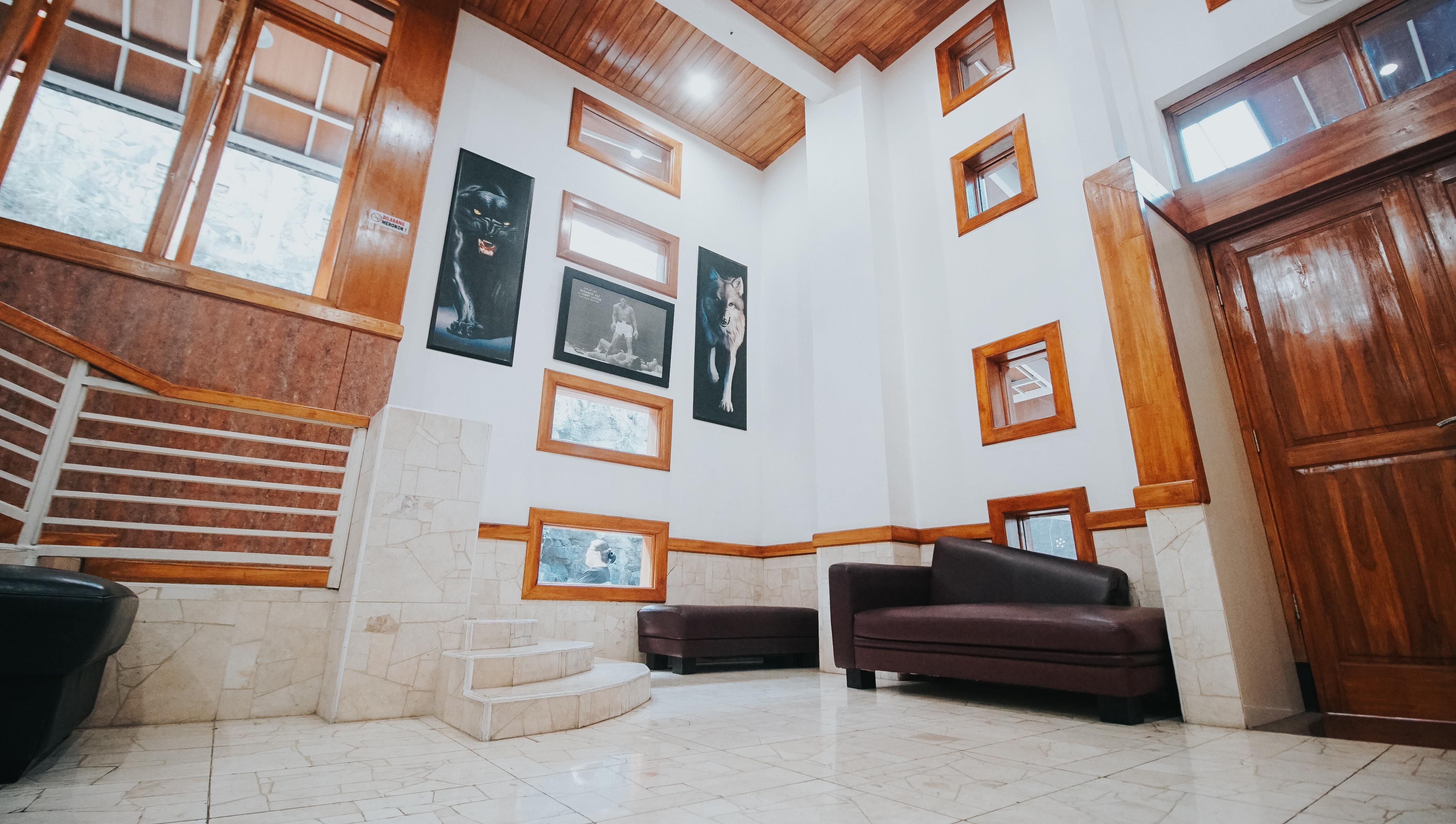 Oyo 1209 Tirtasari Nice Guesthouse Bandung Bagian luar foto